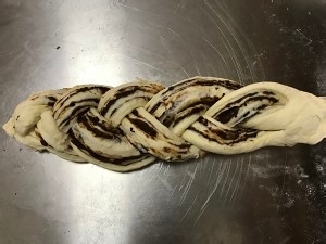 红豆辫子吐司的做法