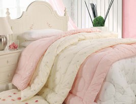 被子的选择，羊毛，羽绒，棉被