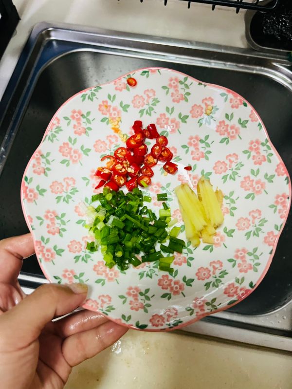 酸辣藕丁五花肉