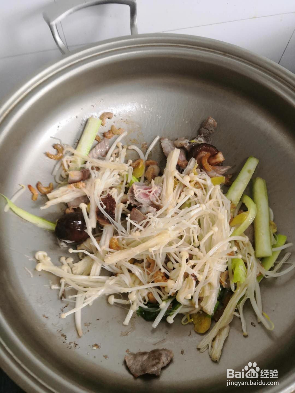 如何煮肉丝荷包蛋面