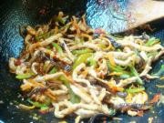 秘制鱼香肉丝