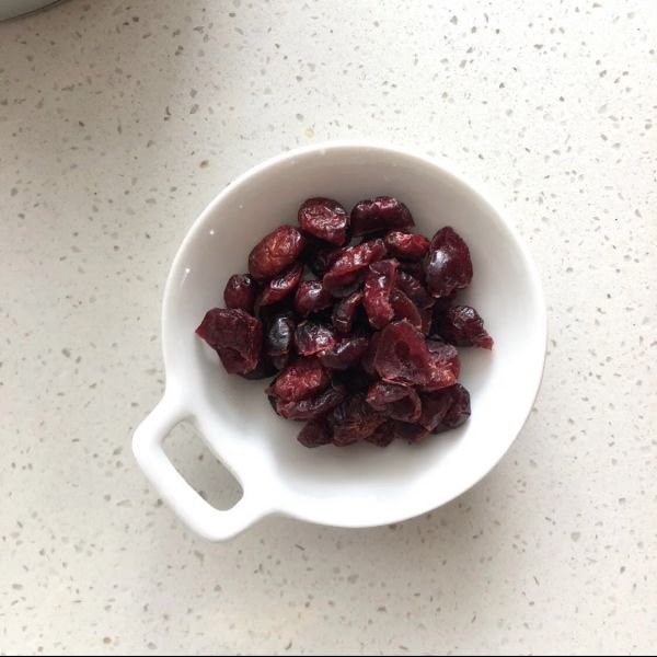 无冰渣丝滑口感芒果蔓越莓冰激凌