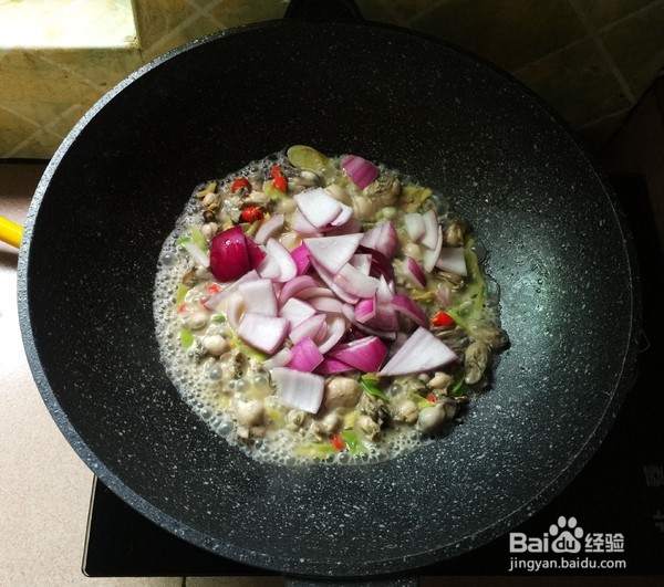 如何制作美味健康的洋葱生蚝