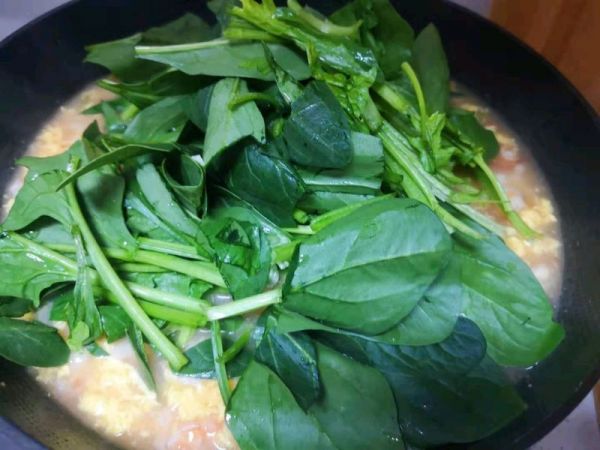 鲜虾菠菜疙瘩汤