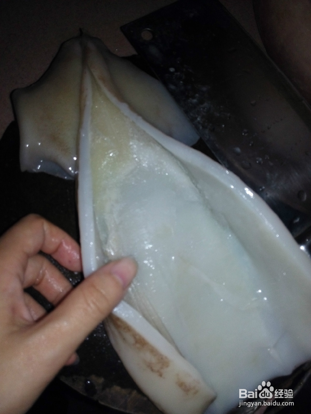 家常菜鱿鱼猪肉炒青椒的做法