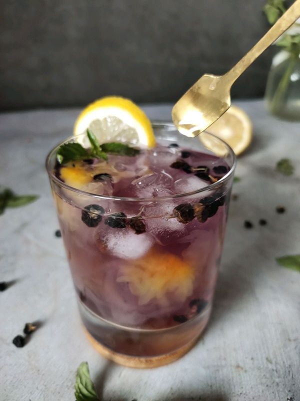 解暑滋补黑枸杞雪耳饮