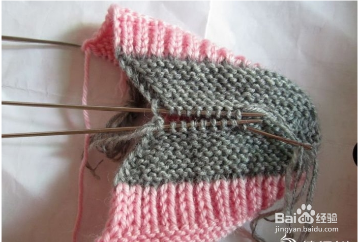手工编织婴儿鞋子的方法