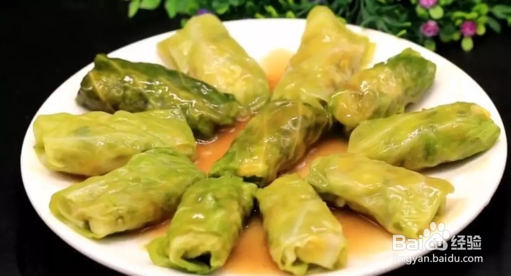 包菜换一种新吃法,整个往锅里一放