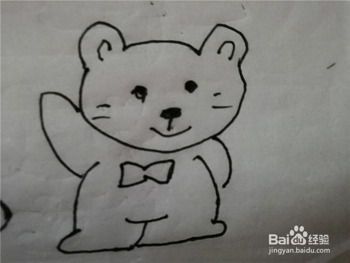 <b>怎么样用简笔画画画小小熊</b>