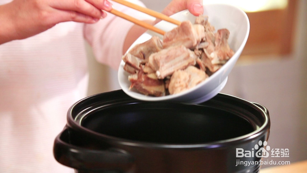 来碗热气腾腾粉丝羊排汤,没暖气也暖洋洋!