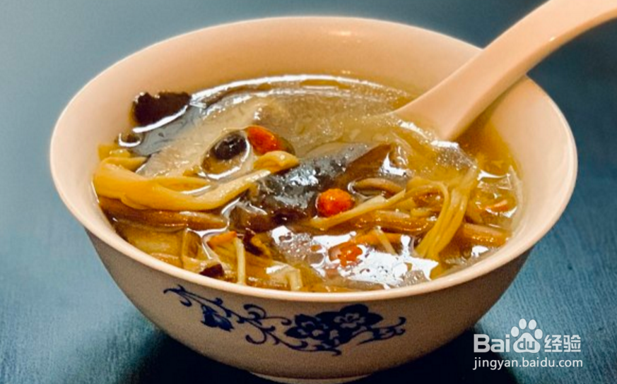 鲜到起飞的菌菇汤的做法