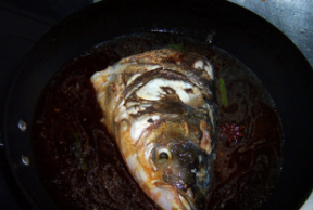 美味红烧鱼头炖豆腐
