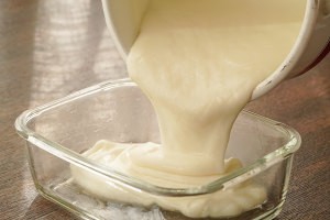 怎样做美味小吃炸鲜奶?