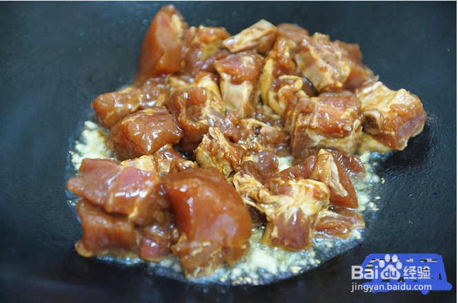 如何制作蒜香排骨