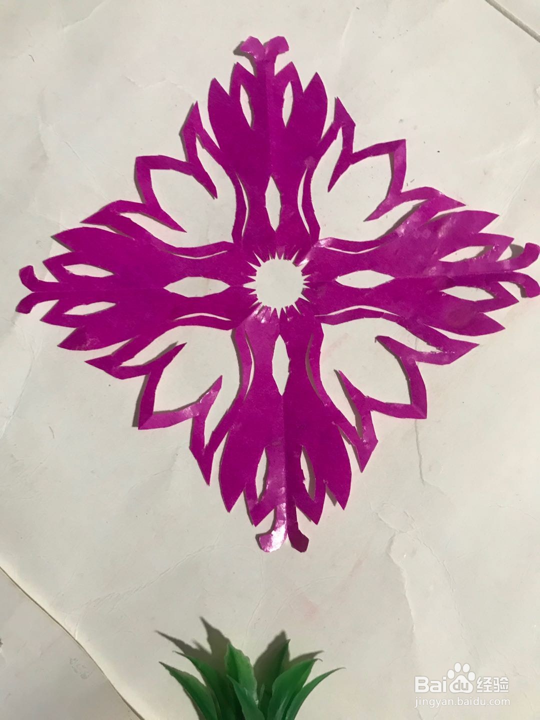 3 4 5 6 7分步阅读 幼儿园简易手工启蒙剪纸 一幅简单漂亮的小百合花