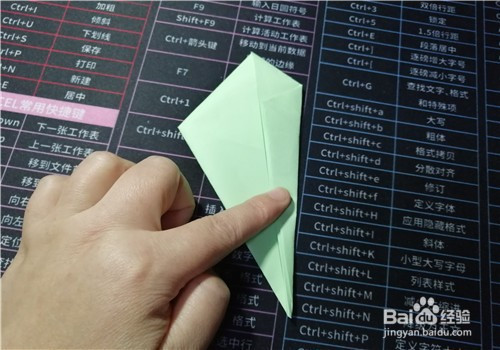 如何用纸折夹子