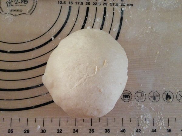 蜜红豆果仁面包