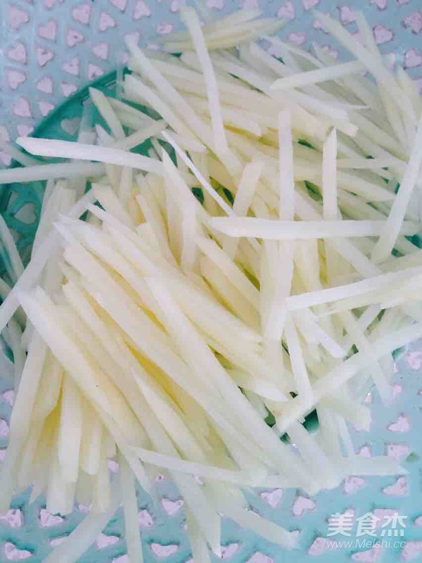 酸辣土豆丝的做法