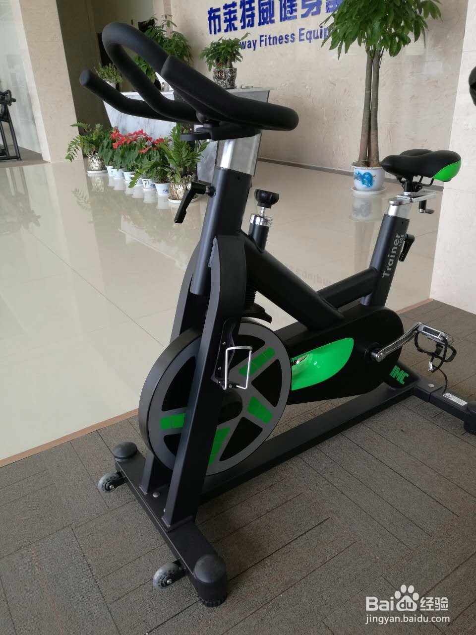 普通动感单车、磁控健身车和磁控动感单车的区别