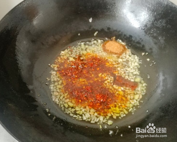 在家如何做出好吃的牛筋面，请学习这个方法