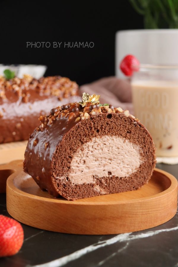 脆皮巧克力梦龙蛋糕卷