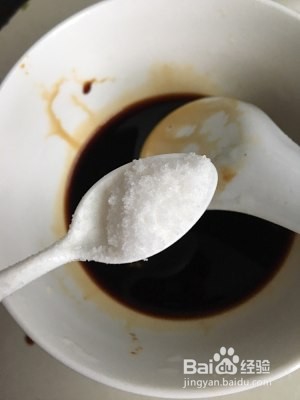 怎么做好吃的蒜香鸡爪
