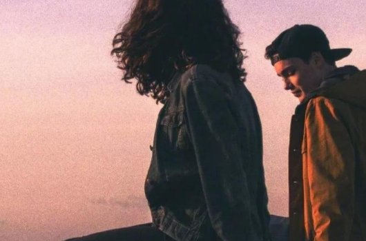 吊胃口在爱情中是什么意思