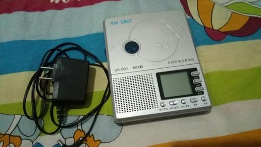 复读机一直转不出声音是怎样产生的