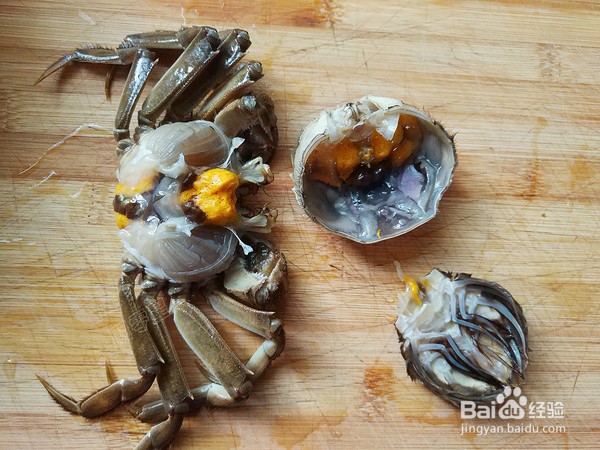 如何烹饪美味家常的香辣大闸蟹