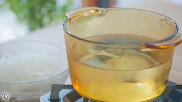 羊肉丸子萝卜汤