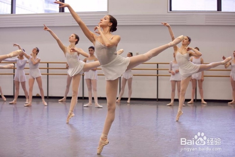 中影人教你如何练好舞蹈基本功