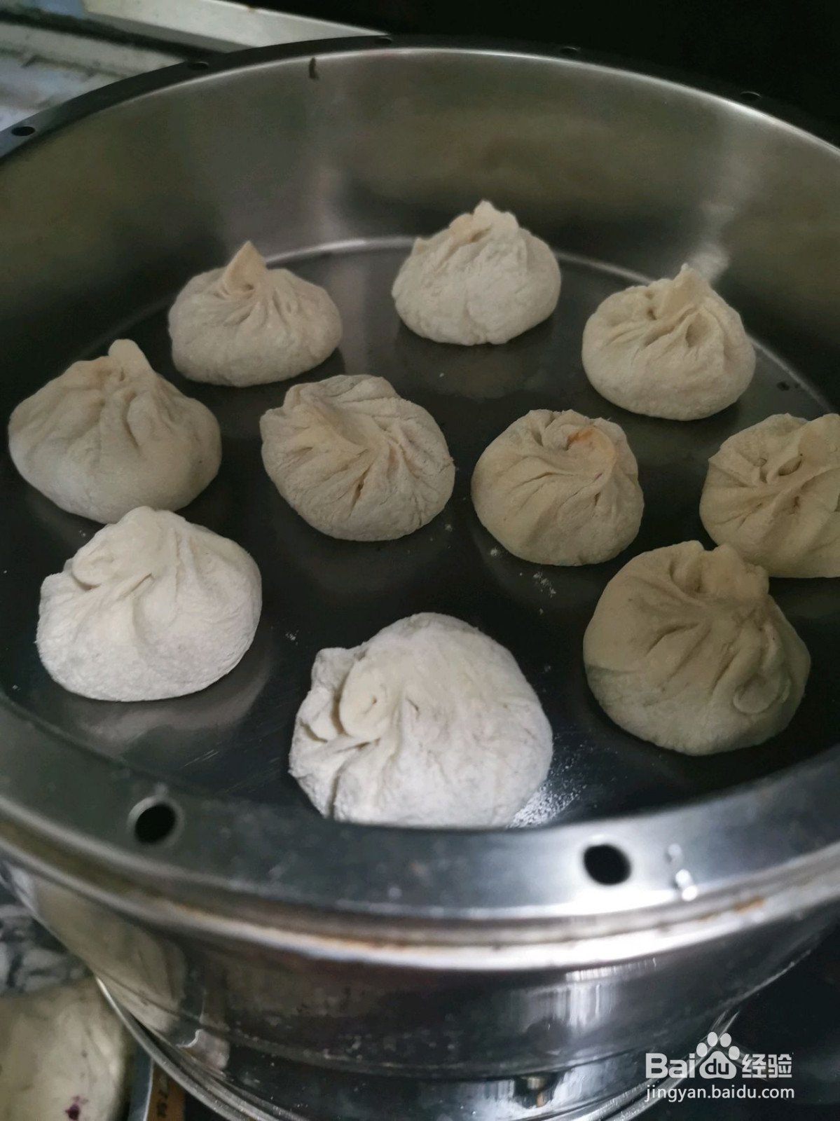 牛肉洋葱包子的做法