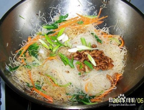 怎么做肉丝青菜炒米粉