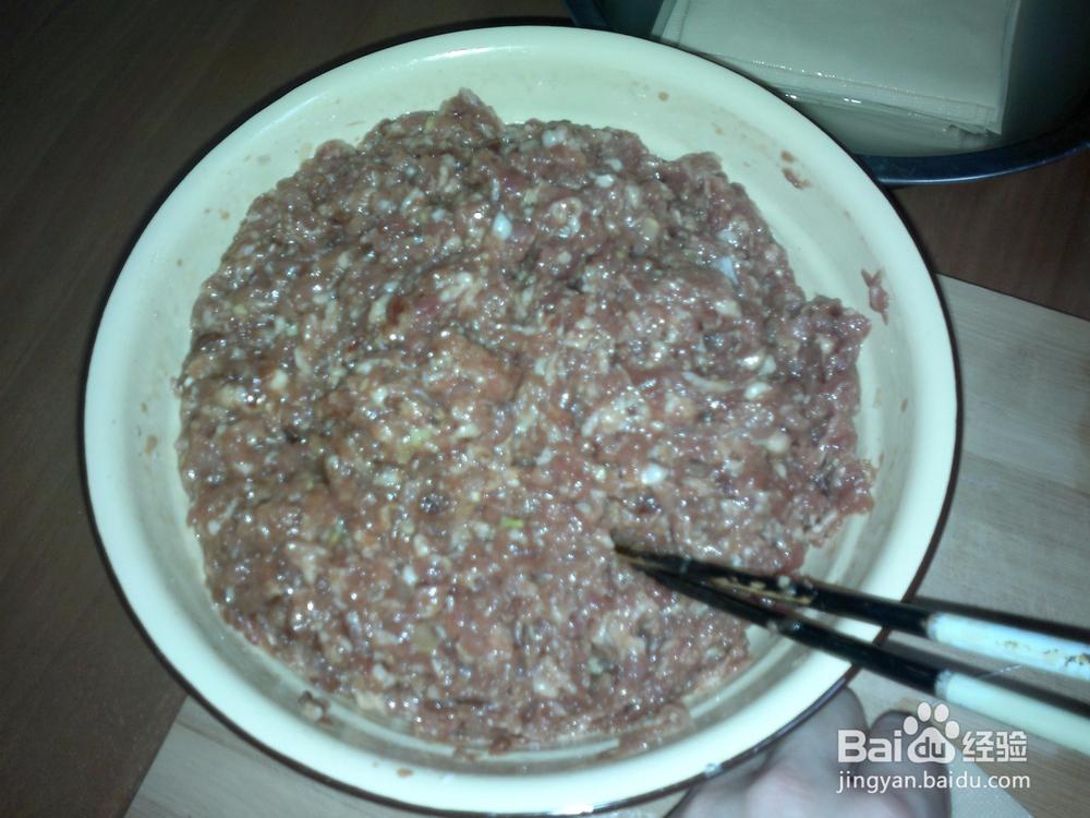 如何制作江南特色家常菜豆腐果塞肉