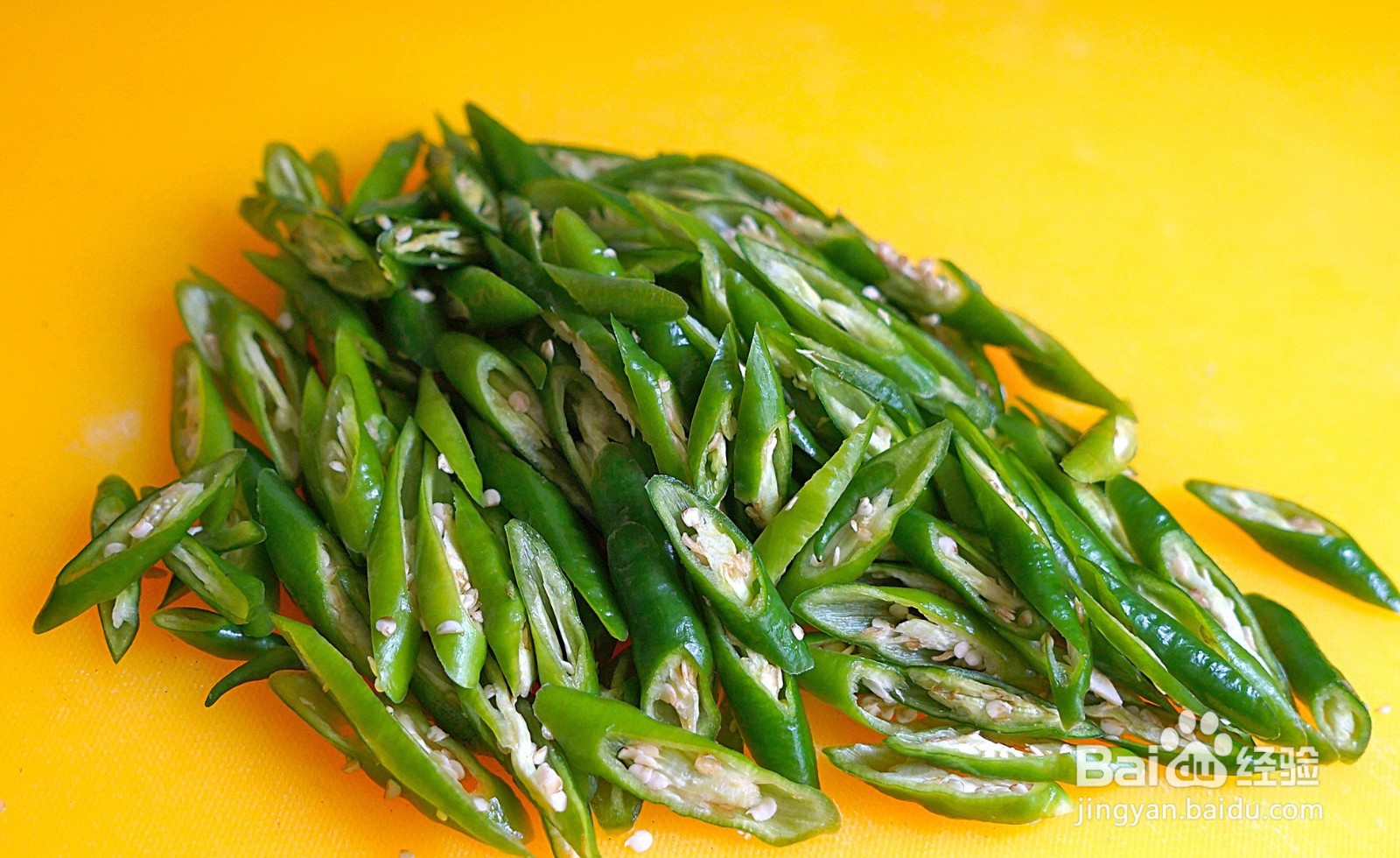 辣椒炒鸡蛋的做法