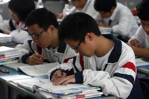 2019年江西中考各门分数，总分