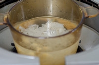 润心润肺之木耳紫薯羹