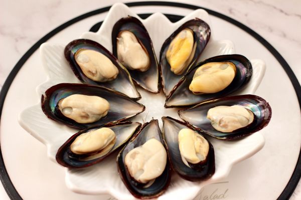 蒜香粉丝双椒青口贝