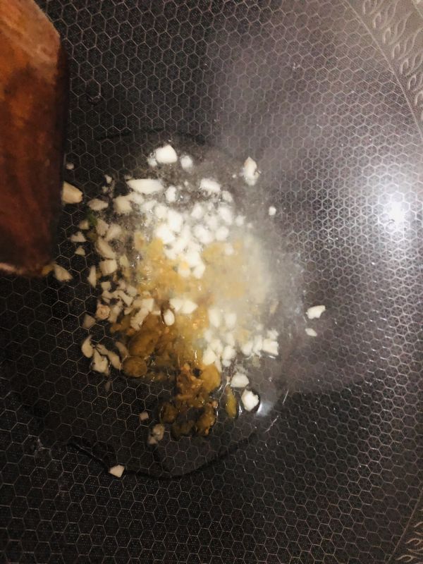 双椒酸辣土豆丝