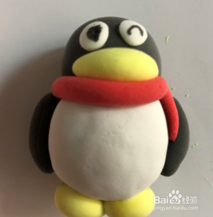 用轻轻泥捏卡通人物之QQ企鹅？
