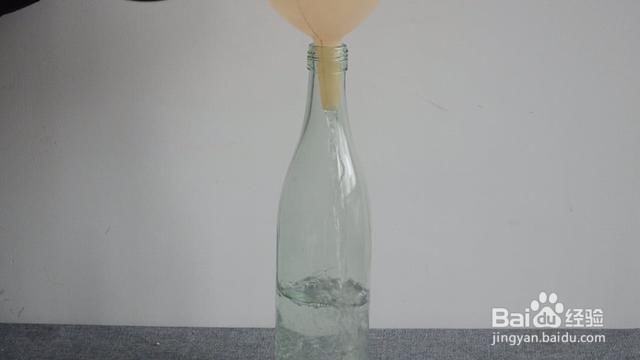 西服皱了怎么弄没有熨斗