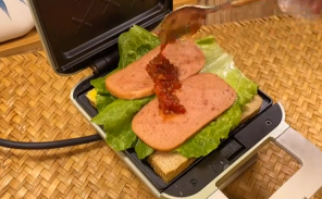如何用早餐机快速做营养三明治？