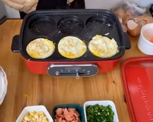 在家动手做鸡蛋汉堡