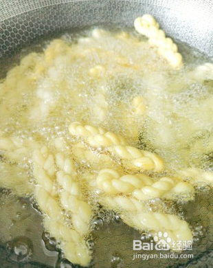 油炸脆麻花怎么做