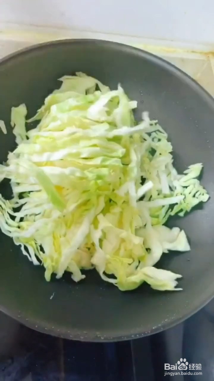 如何制作包菜鸡蛋炒粉丝