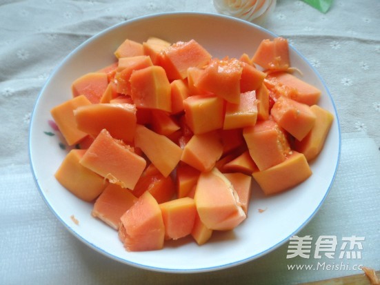 椰汁木瓜西米露