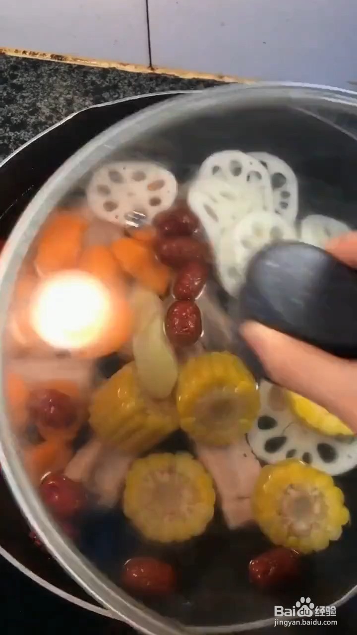 如何制作营养排骨汤