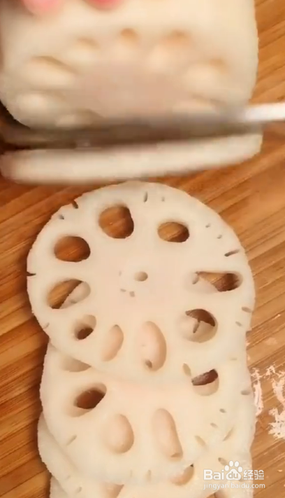 油炸莲藕片的制作流程