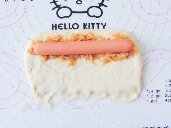 肉松火腿肠软面包