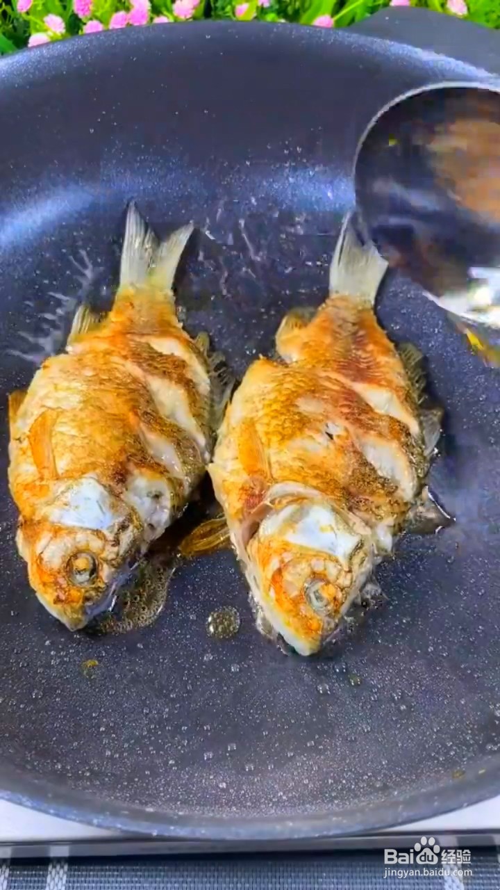 如何制作鲫鱼炖豆腐